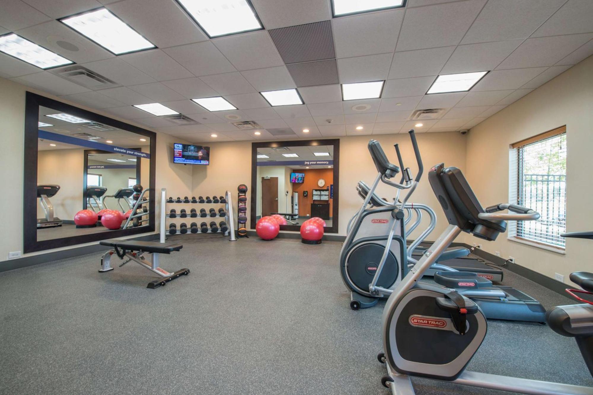 Hampton Inn Waynesboro Dış mekan fotoğraf